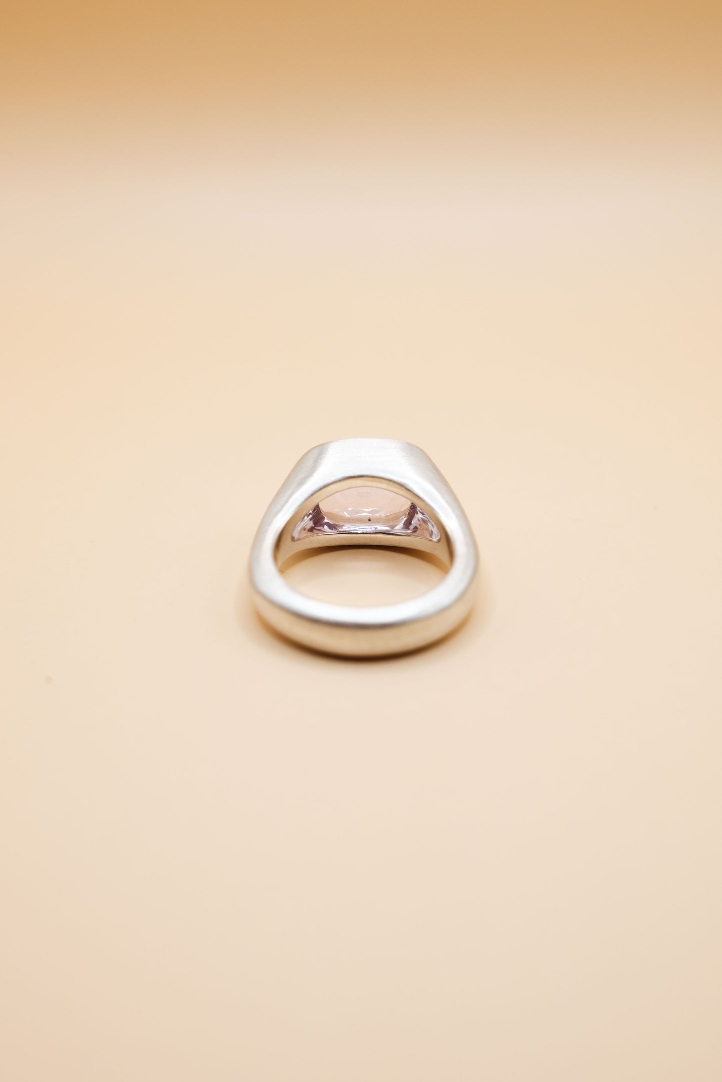 Pink Amethyst Cushion, ⌀ 16.6 mm