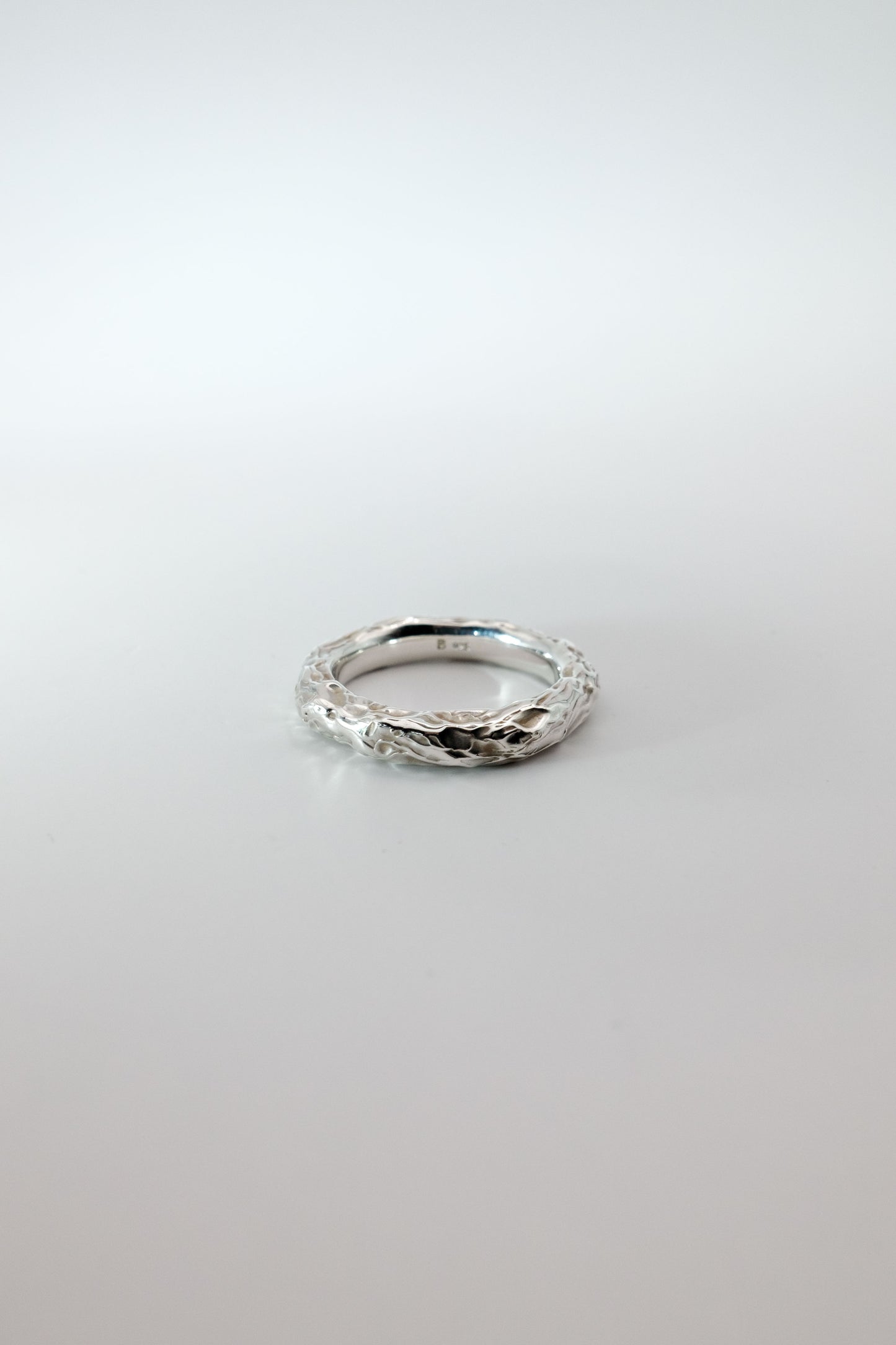 Liquid Band Ring