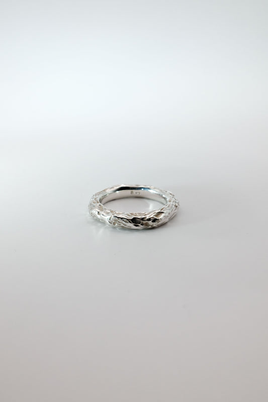 Liquid Band Ring